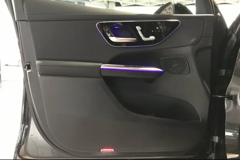 Mercedes-Benz GLC 200 din 2024 cu 8.590 km - oferta MER173645 - foto 16