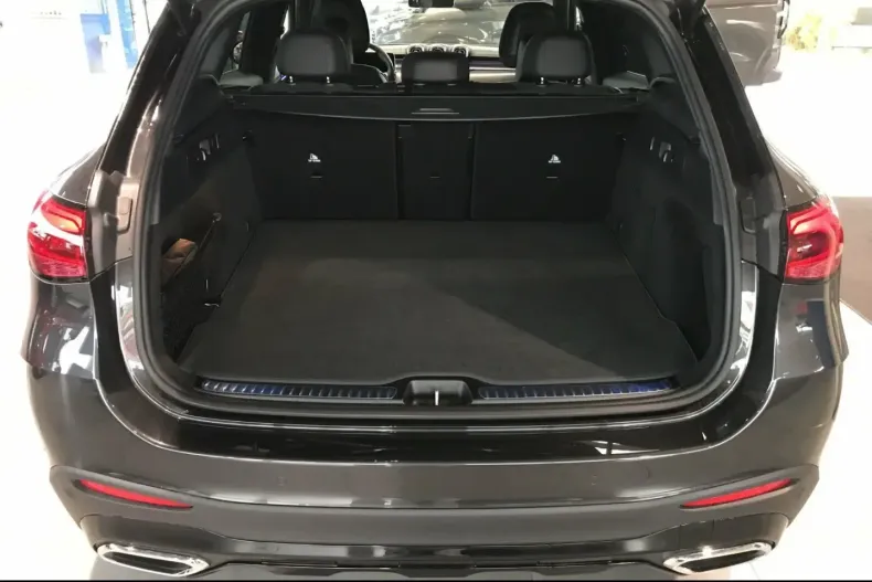 Mercedes-Benz GLC 200 din 2024 cu 8.590 km - oferta MER173645 - foto 18