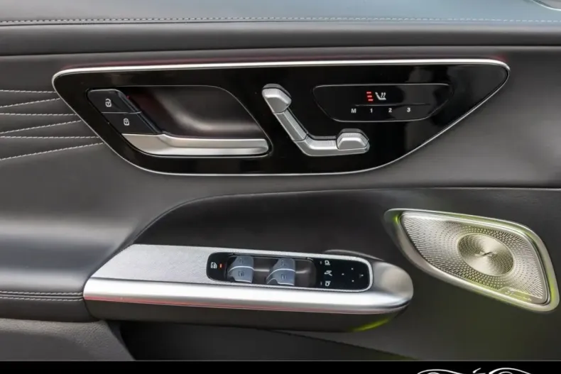 Mercedes-Benz GLC 220 din 2023 cu 30.827 km - oferta MER173648 - foto 15