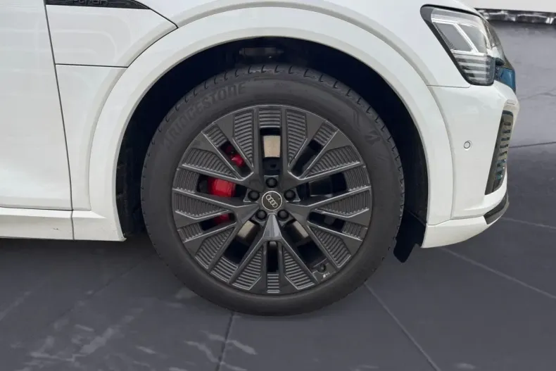 Audi Q8 din 2023 cu 39.864 km - oferta AUD173649 - foto 11