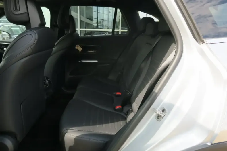 Mercedes-Benz GLC 220 din 2024 cu 28.141 km - oferta MER173651 - foto 7