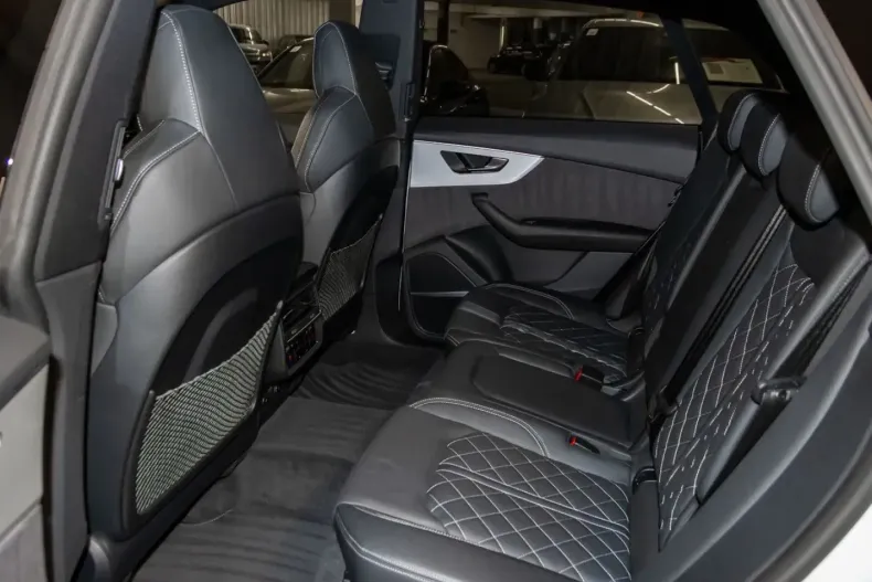 Audi Q8 din 2023 cu 33.943 km - oferta AUD173658 - foto 11