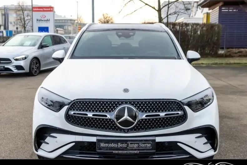 Mercedes-Benz GLC 220 din 2023 cu 30.827 km - oferta MER173662 - foto 8