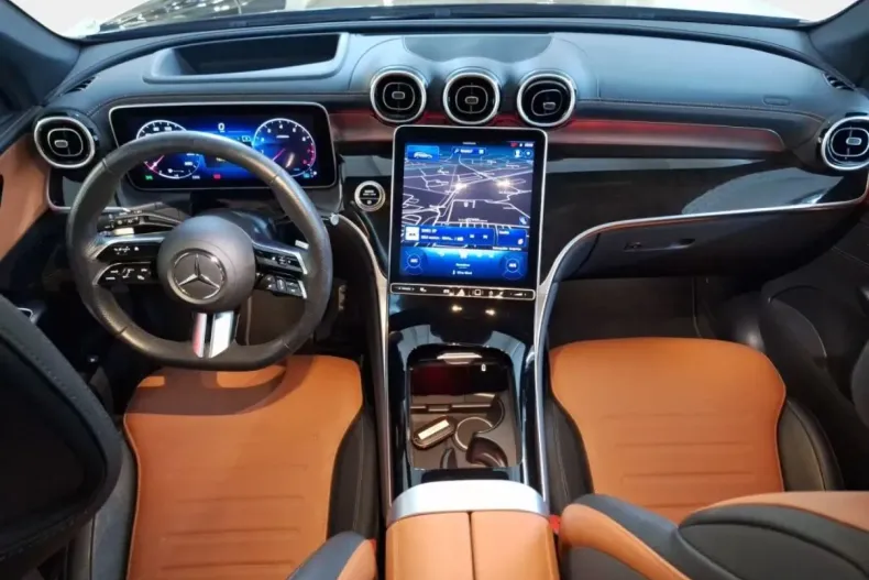 Mercedes-Benz GLC 200 din 2023 cu 24.481 km - oferta MER173663 - foto 11