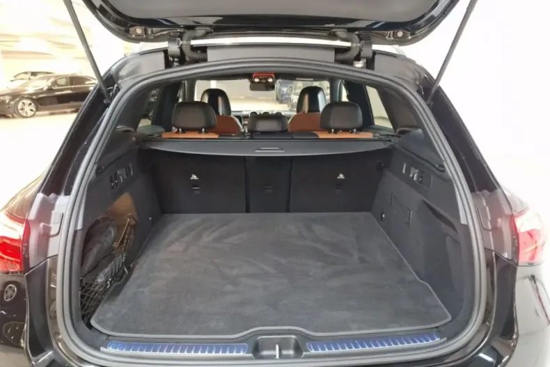 Mercedes-Benz GLC 200 din 2023 cu 24.481 km - oferta MER173663 - foto 18