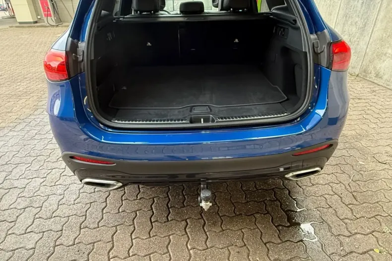 Mercedes-Benz GLC 200 din 2023 cu 4.210 km - oferta MER173666 - foto 11