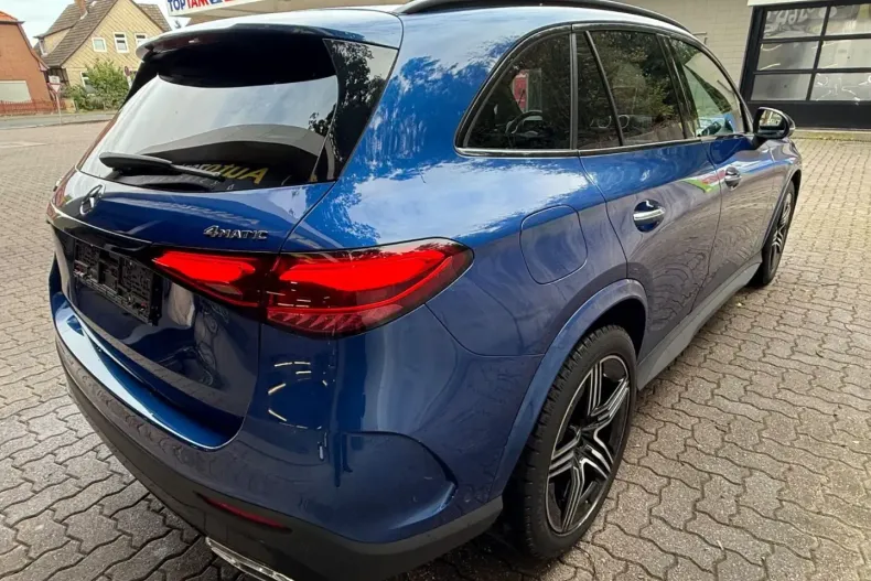 Mercedes-Benz GLC 200 din 2023 cu 4.210 km - oferta MER173666 - foto 13