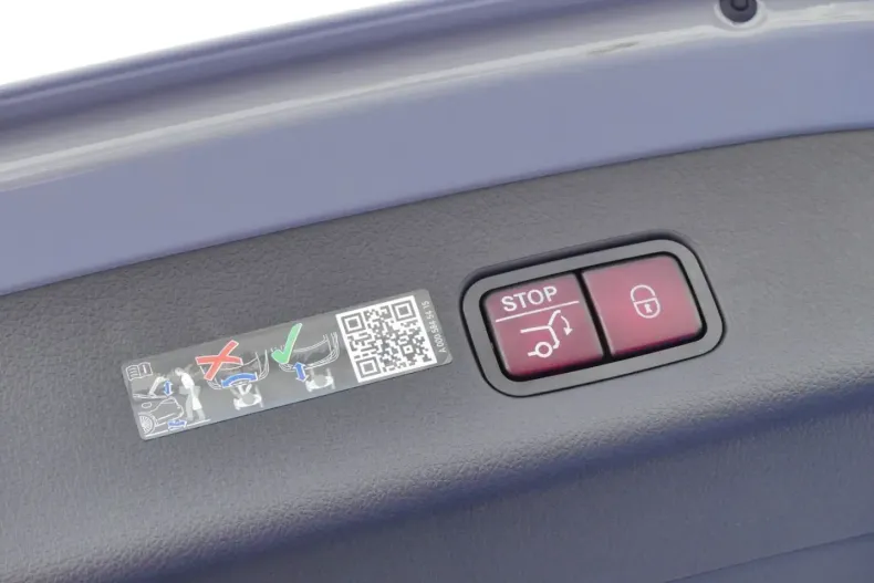 Mercedes-Benz GLC 200 din 2024 cu 7.326 km - oferta MER173668 - foto 22