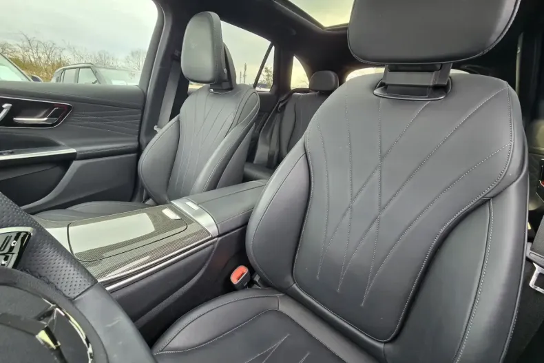 Mercedes-Benz GLC 220 din 2023 cu 29.995 km - oferta MER173669 - foto 9