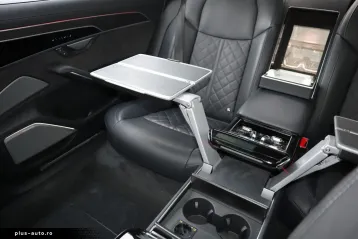 Audi A8 din 2024 - oferta AUD173672