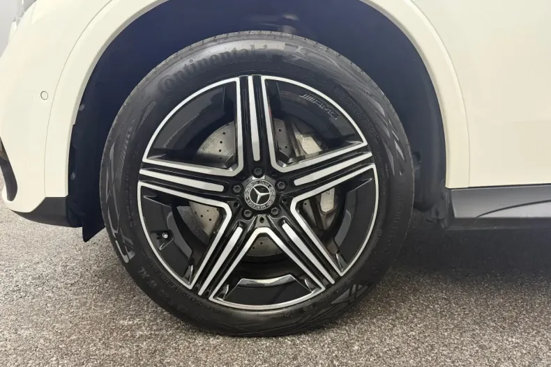 Mercedes-Benz GLC 300 din 2023 cu 64.000 km - oferta MER173673 - foto 4