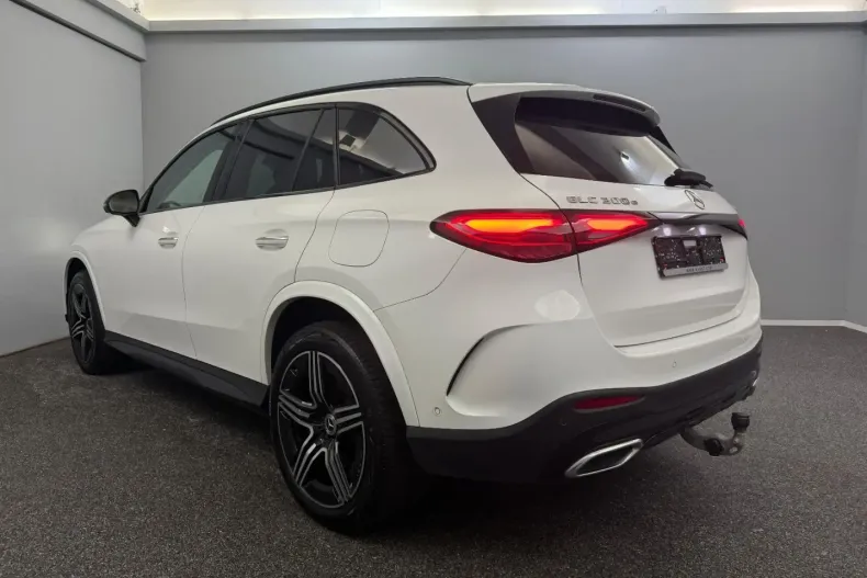 Mercedes-Benz GLC 300 din 2023 cu 64.000 km - oferta MER173673 - foto 5