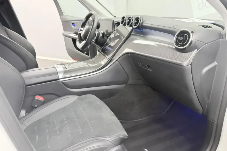 Mercedes-Benz GLC 300 din 2023 cu 64.000 km - oferta MER173673 - foto 18