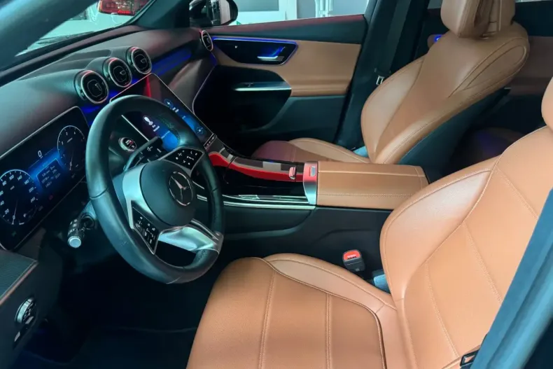 Mercedes-Benz GLC 220 din 2024 cu 32.000 km - oferta MER173674 - foto 2