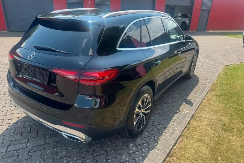 Mercedes-Benz GLC 220 din 2024 cu 32.000 km - oferta MER173674 - foto 5