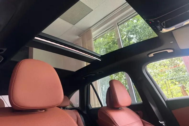 Mercedes-Benz GLC 220 din 2024 cu 32.000 km - oferta MER173674 - foto 12