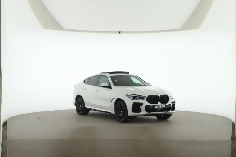 BMW X6 din 2022 cu 56.600 km - oferta BMW173677 - foto 1