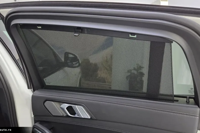 BMW X6 din 2025 cu 5.888 km - oferta BMW173678 - foto 27