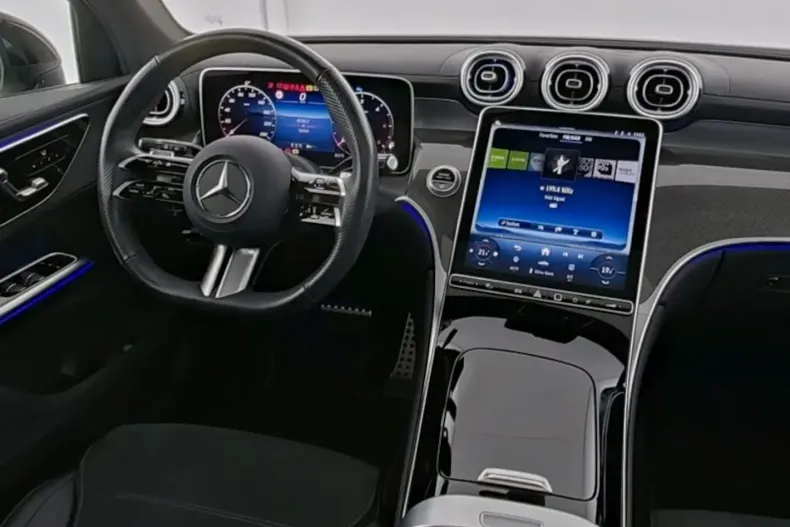 Mercedes-Benz GLC 220 din 2024 cu 35.600 km - oferta MER173679 - foto 6