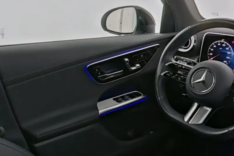 Mercedes-Benz GLC 220 din 2024 cu 35.600 km - oferta MER173679 - foto 9