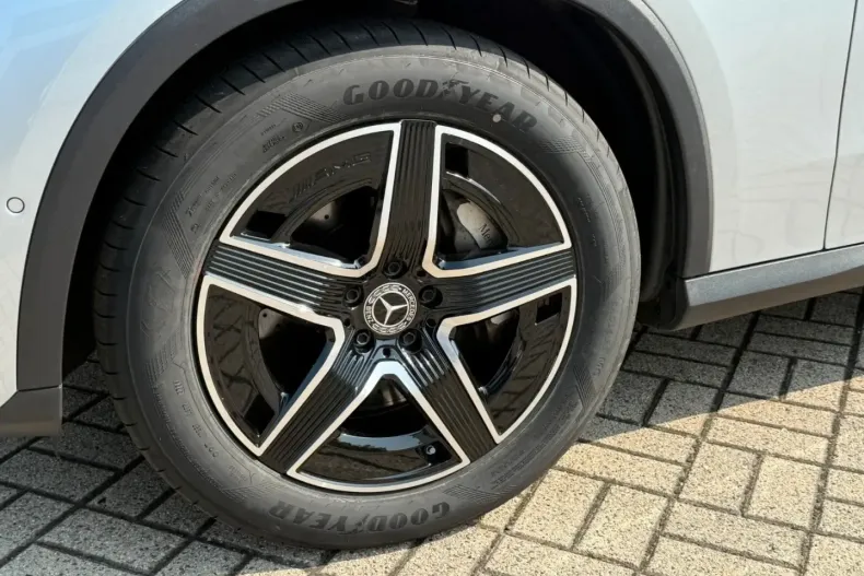 Mercedes-Benz GLC 200 din 2024 cu 34.250 km - oferta MER173682 - foto 9