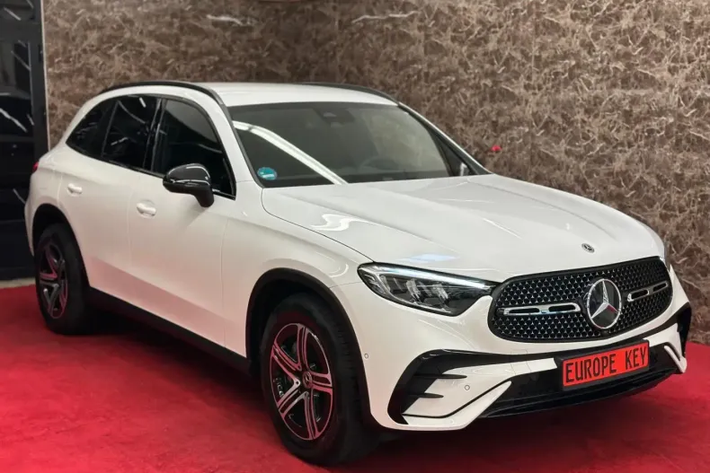 Mercedes-Benz GLC 200 din 2024 cu 5.999 km - oferta MER173686 - foto 1