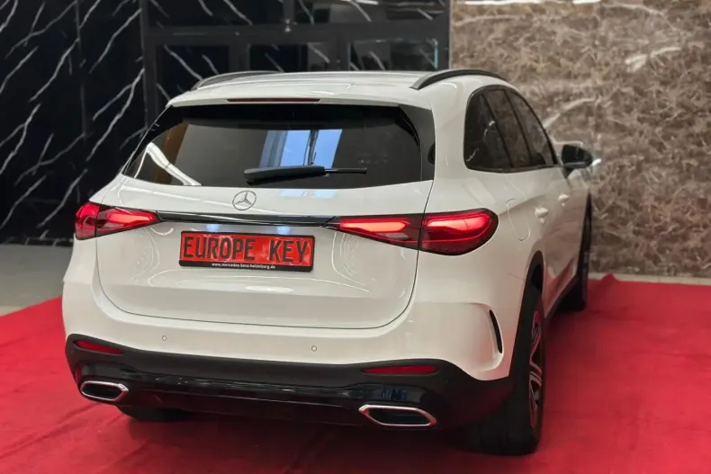 Mercedes-Benz GLC 200 din 2024 cu 5.999 km - oferta MER173686 - foto 5