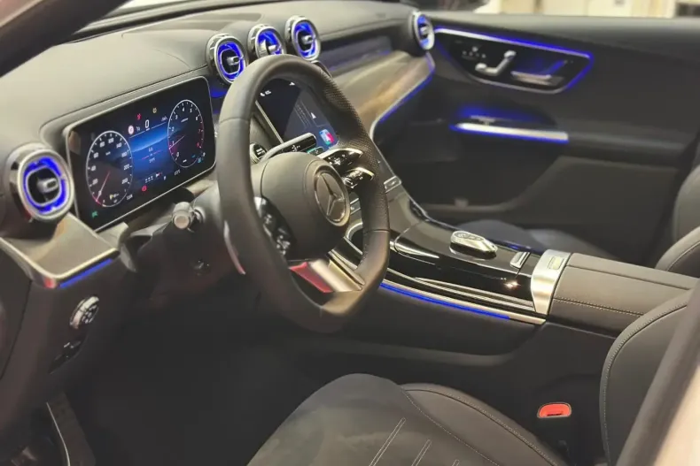 Mercedes-Benz GLC 200 din 2024 cu 5.999 km - oferta MER173686 - foto 12