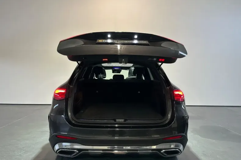 Mercedes-Benz GLC 200 din 2023 cu 69.800 km - oferta MER173687 - foto 5