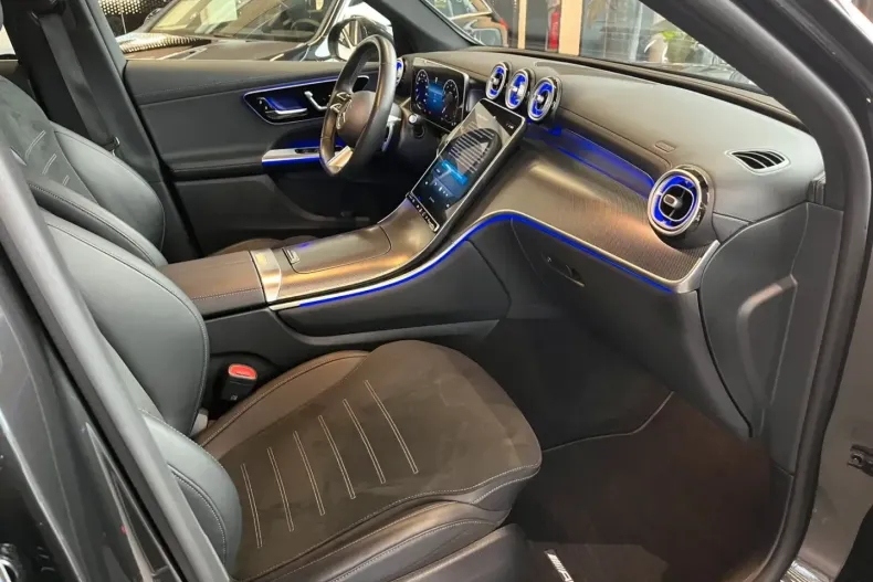 Mercedes-Benz GLC 200 din 2023 cu 26.635 km - oferta MER173688 - foto 8