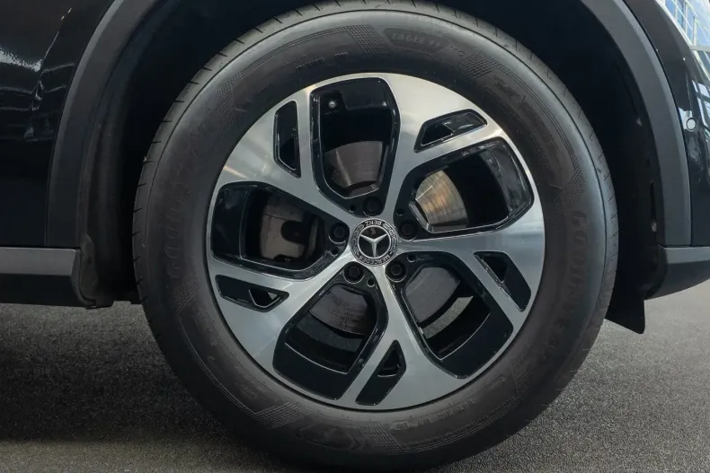 Mercedes-Benz GLC 220 din 2023 cu 57.745 km - oferta MER173689 - foto 7