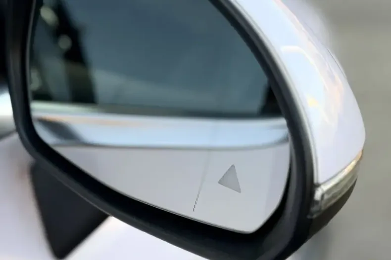 Mercedes-Benz GLC 220 din 2023 cu 54.800 km - oferta MER173691 - foto 16