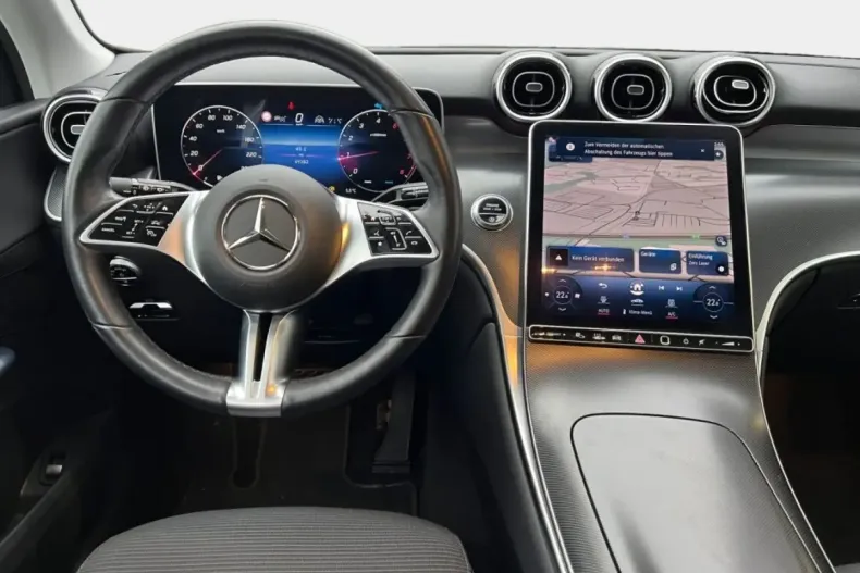 Mercedes-Benz GLC 200 din 2023 cu 49.337 km - oferta MER173697 - foto 3