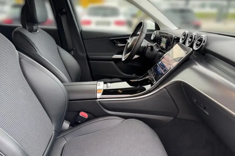 Mercedes-Benz GLC 220 din 2023 cu 47.272 km - oferta MER173698 - foto 14