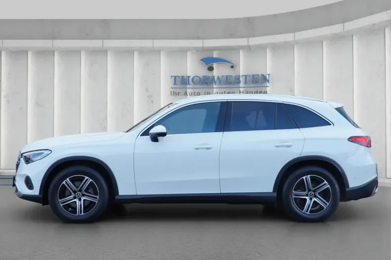 Mercedes-Benz GLC 220 din 2023 cu 74.120 km - oferta MER173699 - foto 4