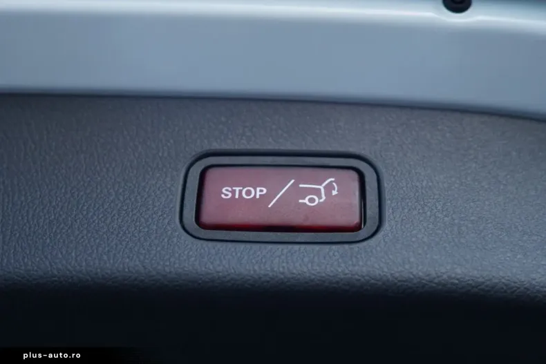 Mercedes-Benz GLC 220 din 2023 cu 74.120 km - oferta MER173699 - foto 24