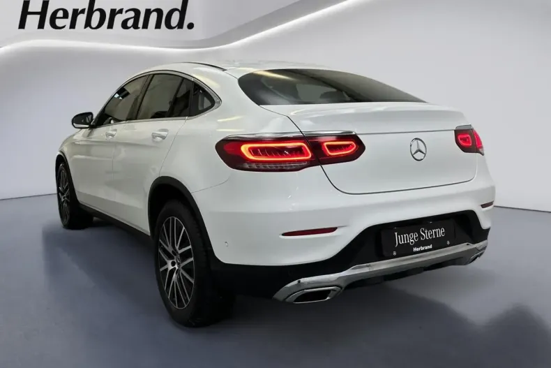 Mercedes-Benz GLC 220 din 2022 cu 39.500 km - oferta MER173700 - foto 4