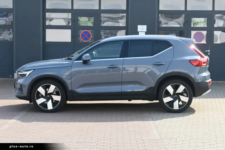 Volvo XC40 din 2022 cu 34.300 km - oferta VOL173703 - foto 2