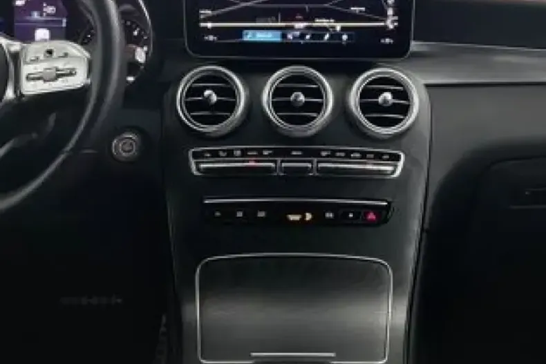 Mercedes-Benz GLC 220 din 2023 cu 49.987 km - oferta MER173705 - foto 16