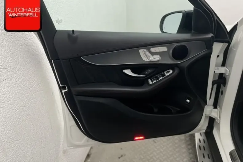 Mercedes-Benz GLC 220 din 2023 cu 49.987 km - oferta MER173705 - foto 32