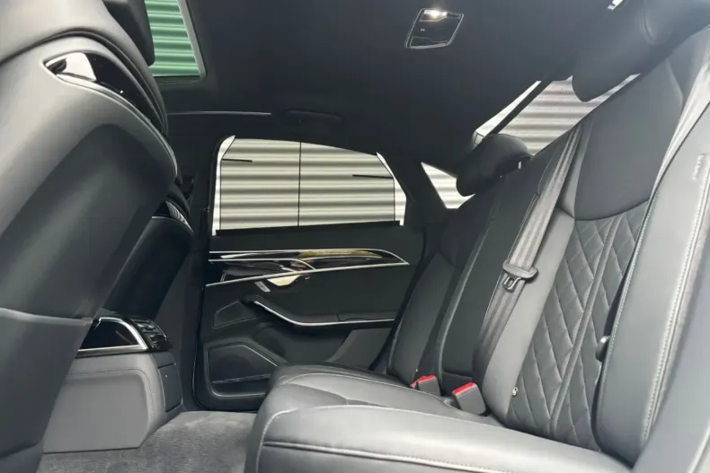 Audi A8 din 2021 cu 32.100 km - oferta AUD173706 - foto 15