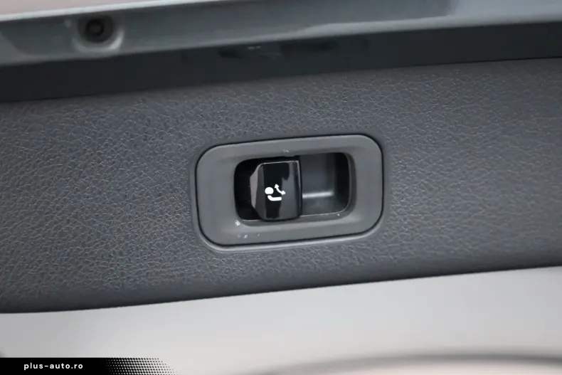 Mercedes-Benz GLC 220 din 2023 cu 62.375 km - oferta MER173707 - foto 27