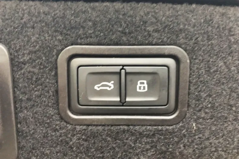 Audi A8 din 2021 cu 26.444 km - oferta AUD173711 - foto 14