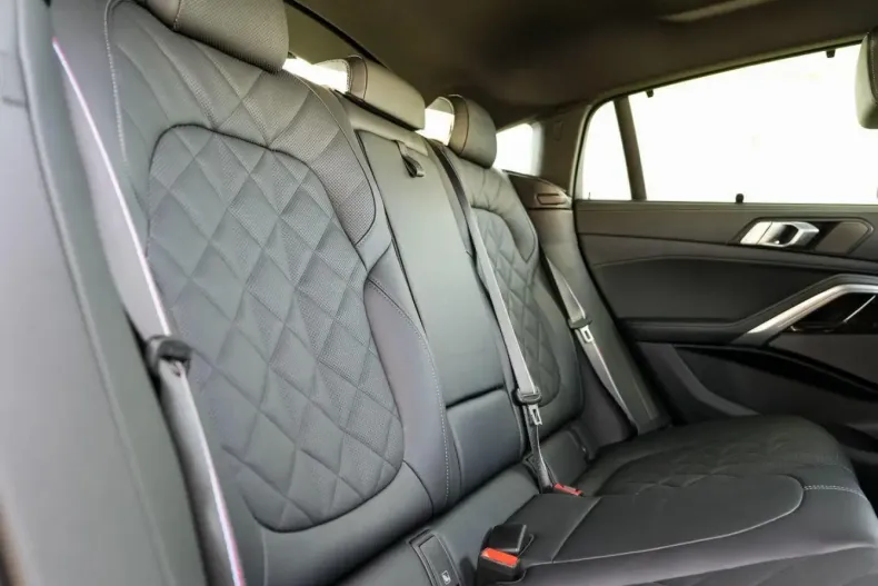 BMW X6 din 2025 cu 19.990 km - oferta BMW173712 - foto 22