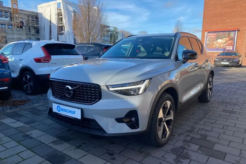 Volvo XC40 din 2025 cu 26.926 km - oferta VOL173717 - foto 2