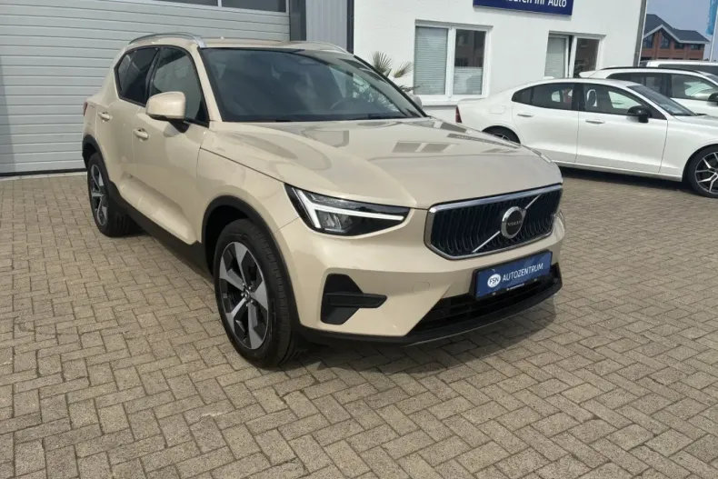 Volvo XC40 din 2024 cu 21.867 km - oferta VOL173719 - foto 2
