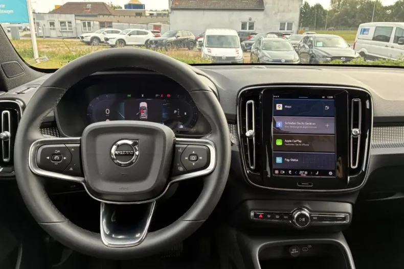 Volvo XC40 din 2024 cu 21.867 km - oferta VOL173719 - foto 13