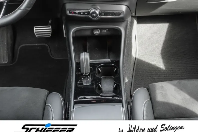 Volvo XC40 din 2021 cu 18.811 km - oferta VOL173720 - foto 13