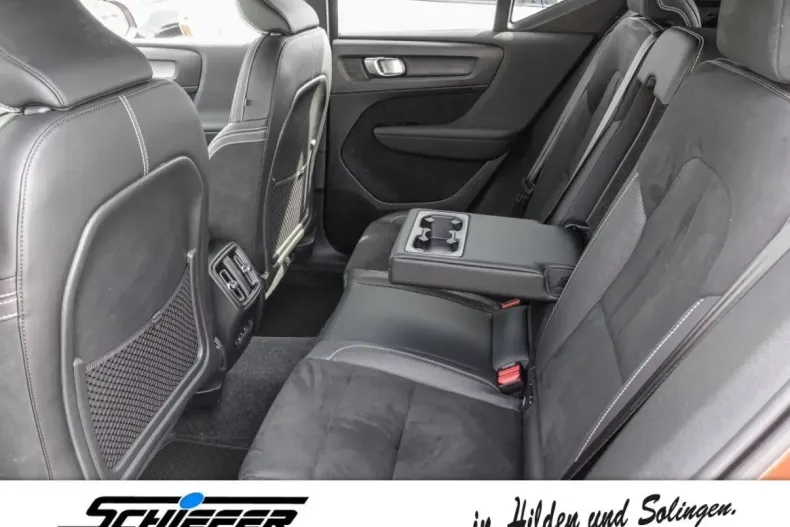 Volvo XC40 din 2021 cu 18.811 km - oferta VOL173720 - foto 16