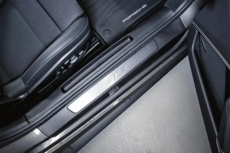 Porsche 992 din 2023 cu 15.400 km - oferta POR173723 - foto 24